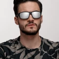 003-tommy21131.jpg.png